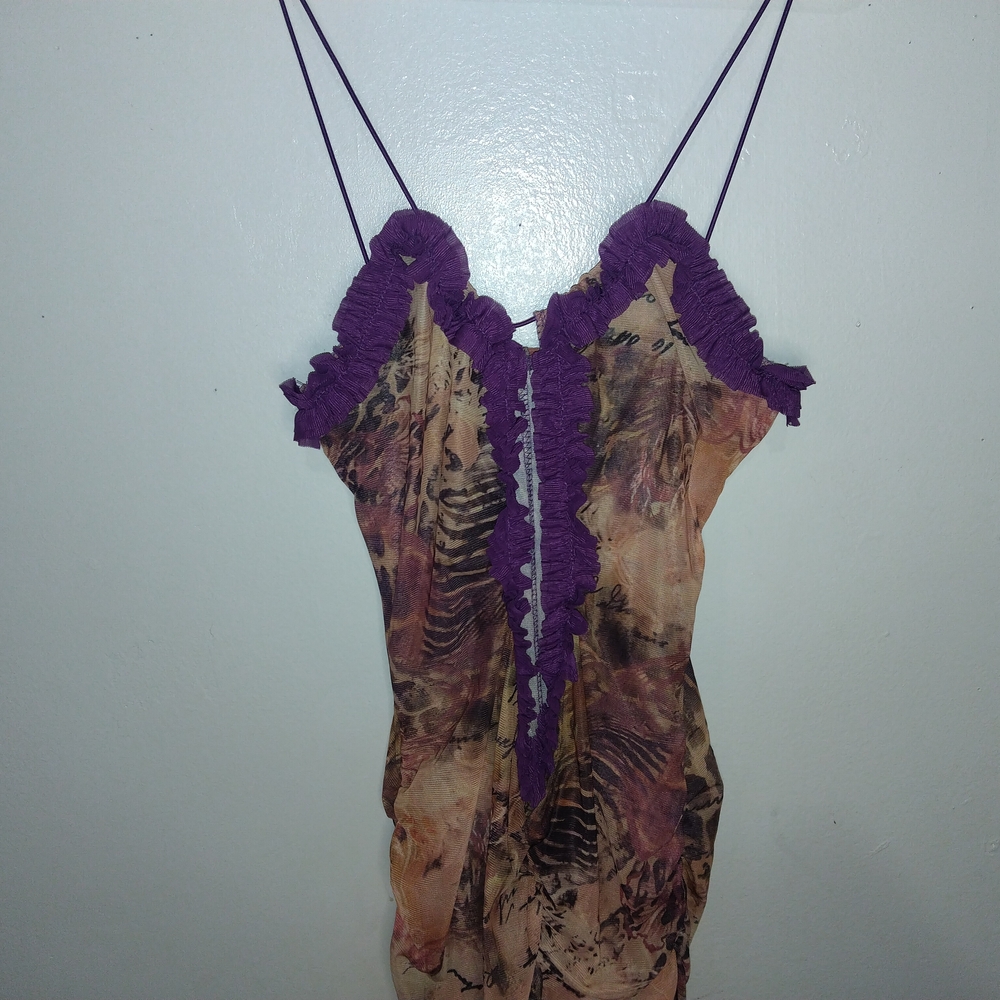 Elegant Backless Dress in Purple and Brown - Picture 6 of 10